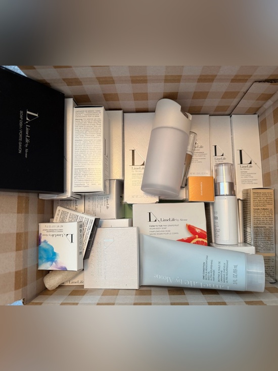 Limelife By Alcone Other - Women’s Skincare Set in White